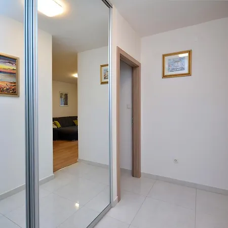 Apartman Roma *