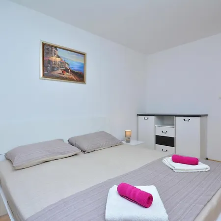 Apartman Roma Апартаменты